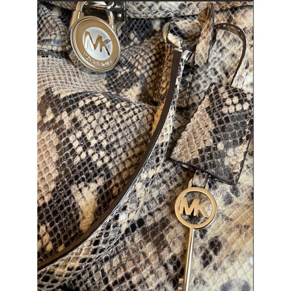 Michael Kors Gray Snakeskin Silver Hardware Large Hamilton Bag - Picture 3 of 16